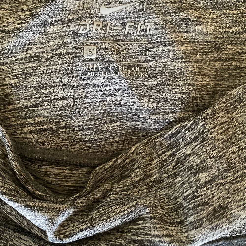 Nike leggings size S.